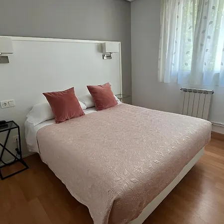 Lizaso Πανσιόν 3*